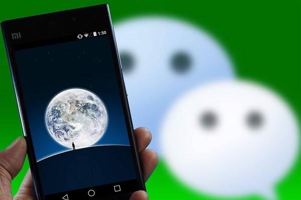 和平精英怎么切换微信小号和大号？